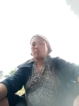 YeuAnhbigcock webcam
