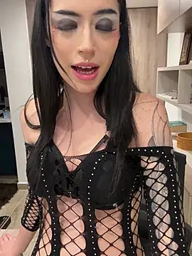 dahlia_darkwoods webcam