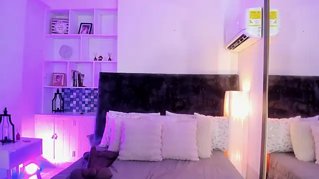 Karlagonzales_ webcam