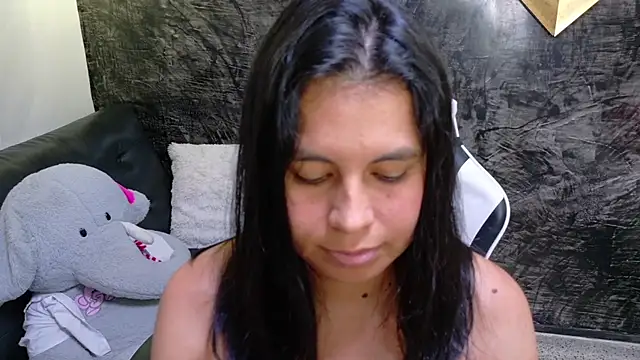 olivia_love_ live cam on StripChat
