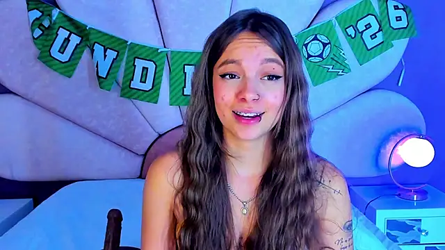 AmmyJones_ webcam
