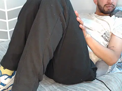 thomass1018 webcam