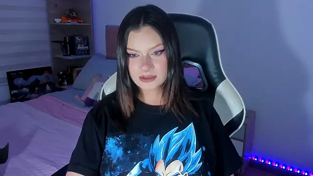 OphelianaRose33 live sex cam