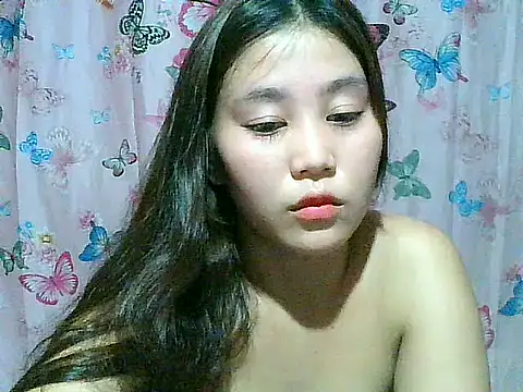 SexyAsianPussy4u webcam