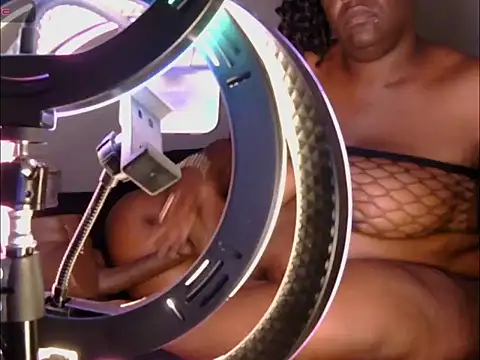 Thickkemzz41 webcam