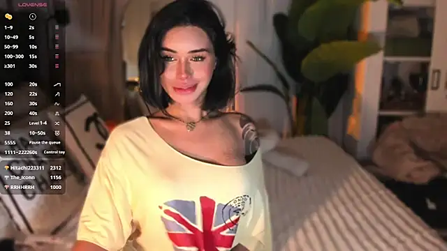 ParisianDoll webcam