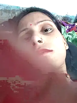 Roohi-hot webcam