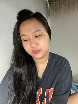 Almira6868 webcam