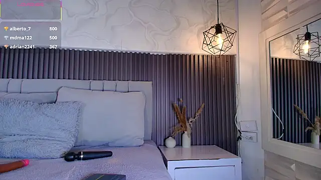 SHANONCLARK webcam