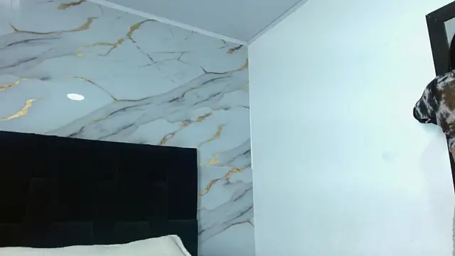 Dulce_Mariie webcam