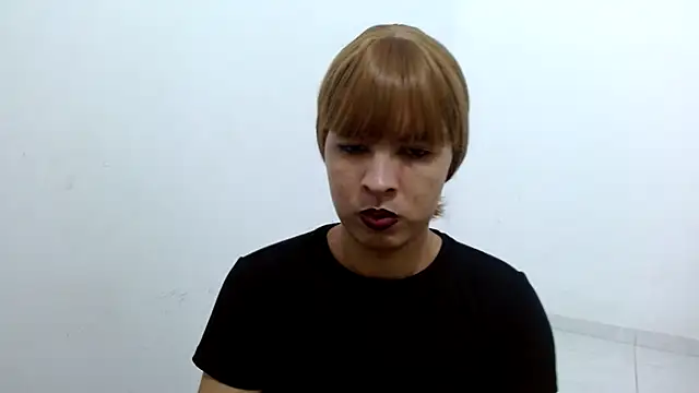 estefania224 webcam
