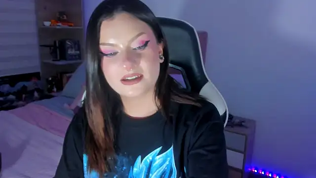 OphelianaRose33 webcam