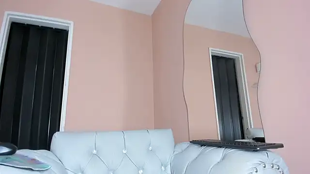 Kat_44 webcam