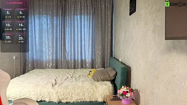 Tanita_Moon_007 webcam