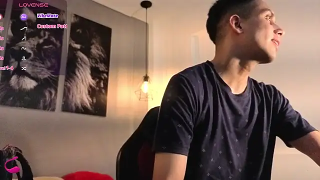 Zack_isback live cam on StripChat