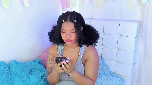 angel_belll - Angel_Belll's free webcam - UK Sex Cams