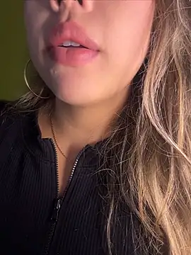 zahra_Jalid webcam