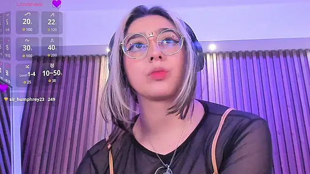 GabyRose9 webcam