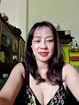 Baby-bigboobs2026 webcam