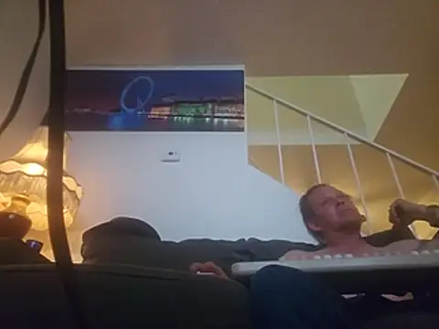 yourMasterisBored webcam