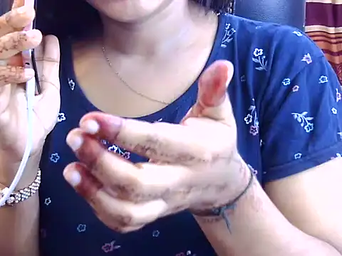 Noor_Zarin webcam