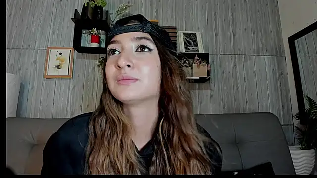 Alucarda666 webcam