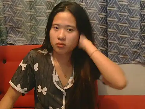 petiteasian_pinaygirl webcam