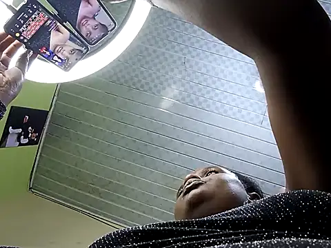 freakytash webcam