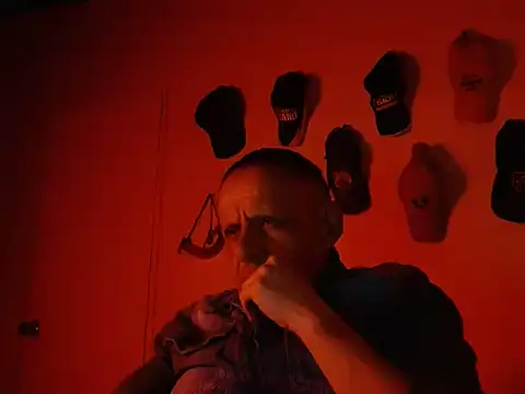 AlekNoir webcam