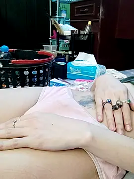 QueenSoreal webcam