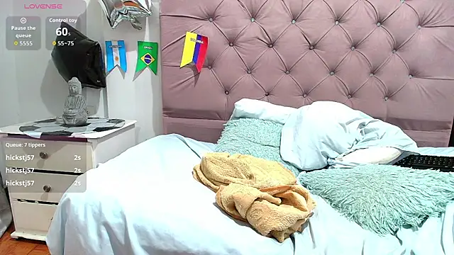 Xyren_Carter live sex cam