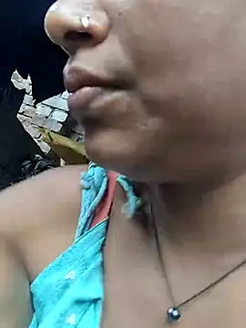 Sweet-runi live cam on StripChat