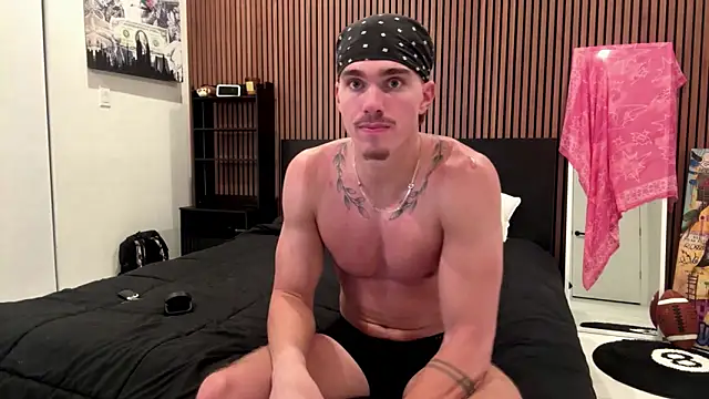 TheNicoRyder live cam on StripChat