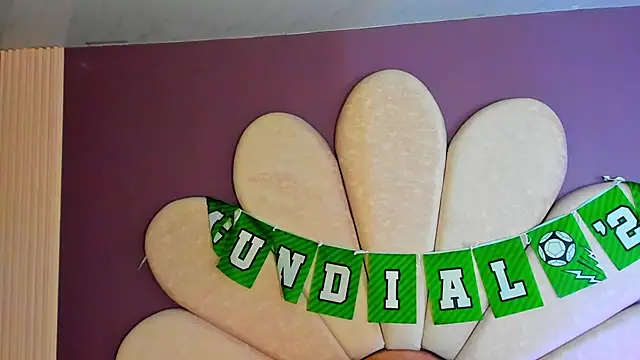 AmmyJones_ webcam