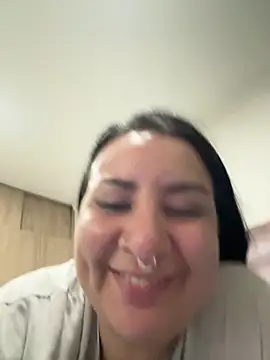 Abril_Luv webcam