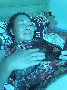 BlueGirlyeah webcam