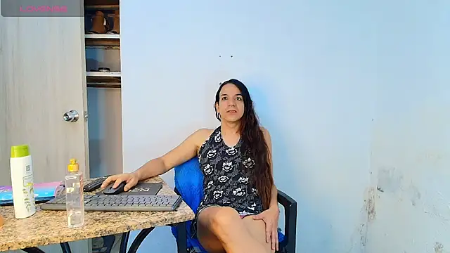 Oh_Tique webcam