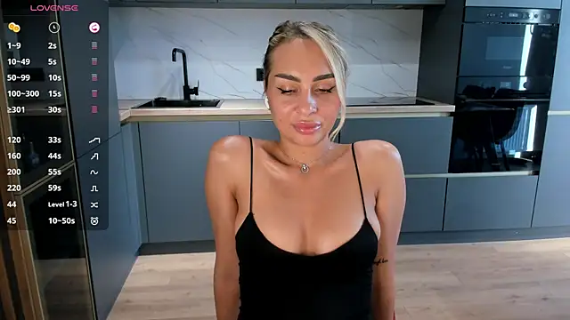 SaraShine_ webcam