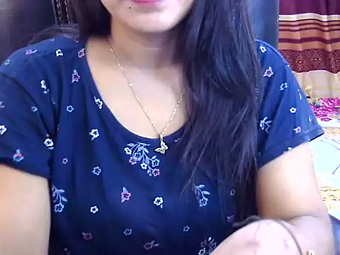 Noor_Zarin live cam on StripChat