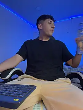 OLIVER_K webcam