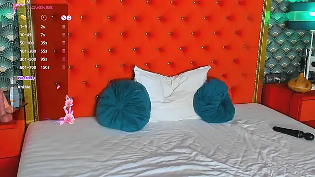 VallerieJones webcam
