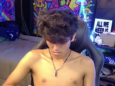 hugekenbigcock webcam