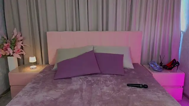 Ariana_Petite webcam