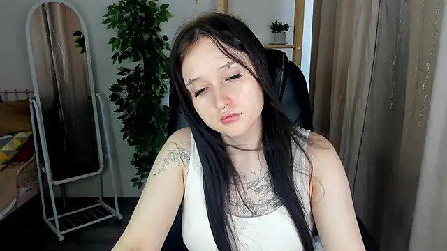 Emma-Blissa webcam