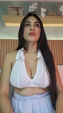 Stormy_rose18_ live cam on StripChat