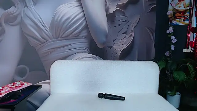 MommyMila84 webcam