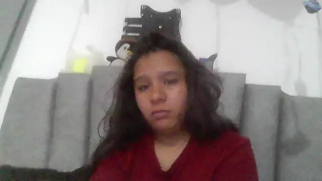 Charis_21 webcam