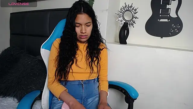 Julieta_Parker webcam