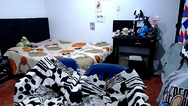 freddy_romas webcam
