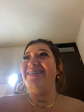 Karina_Leon webcam